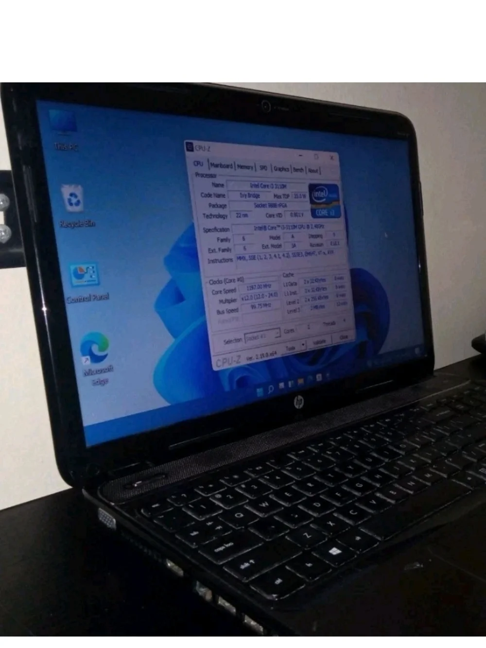 HP Pavilion G7 Laptop 17